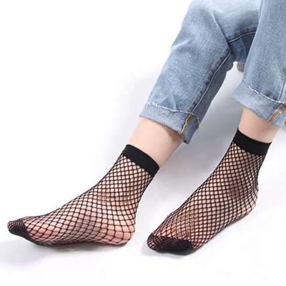 New Item✨  Black Fishnet Socks ✨ - Picture 5 of 8